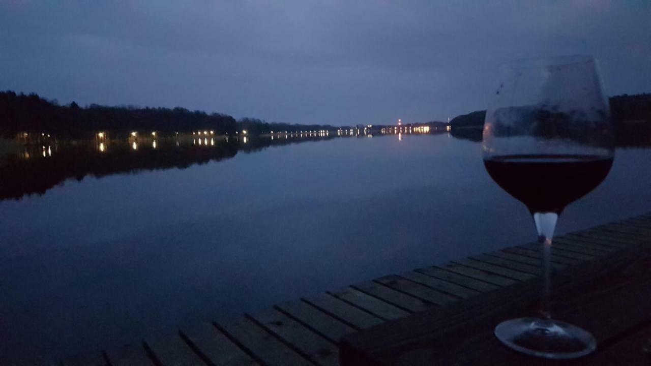 Przystan Kapitanat Apartman Szczecinek Kültér fotó